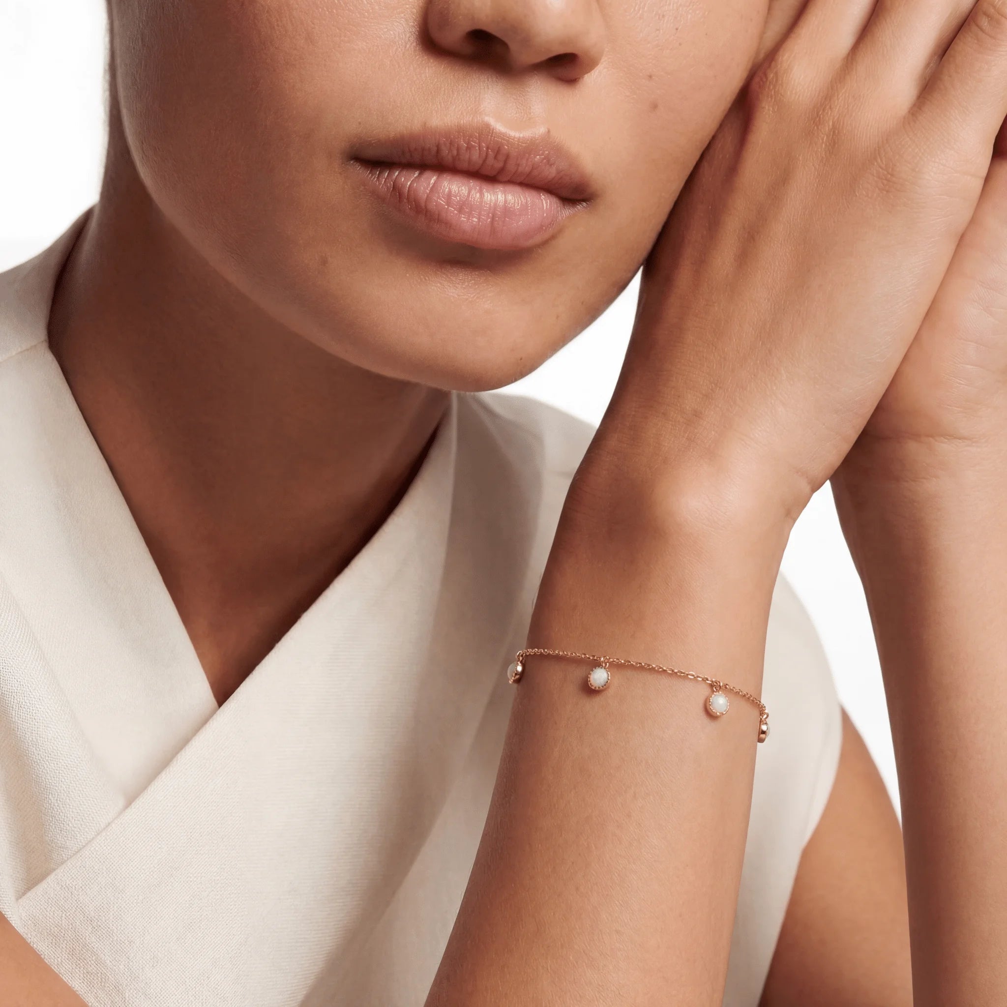 Bracelet cinq pierres en opale