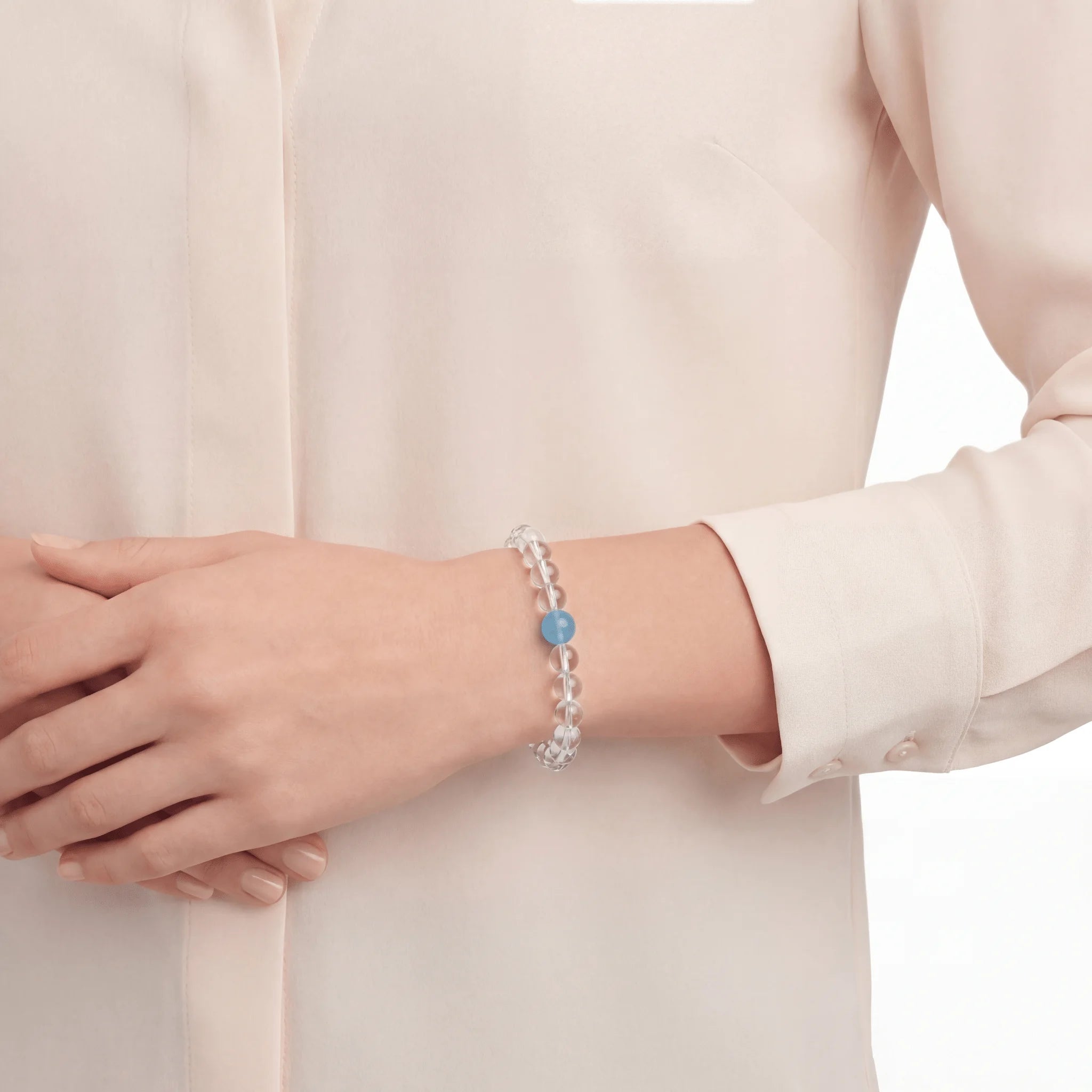 Bracelet de perles en quartz clair aigue-marine